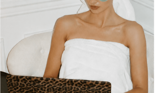 Why Kuvaia Eye Patches Are The Perfect Gift For Women - KUVAIA